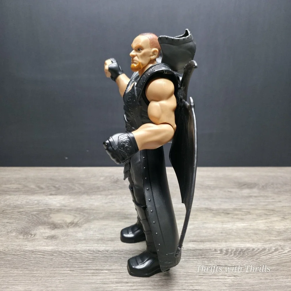 2014 Mattel WWE The Undertaker with Pop Up Black Wings 12